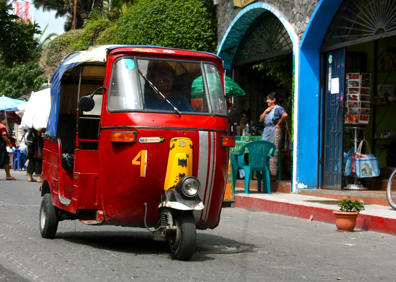 Taxi in Guatemala Tuk-tuk in Central America